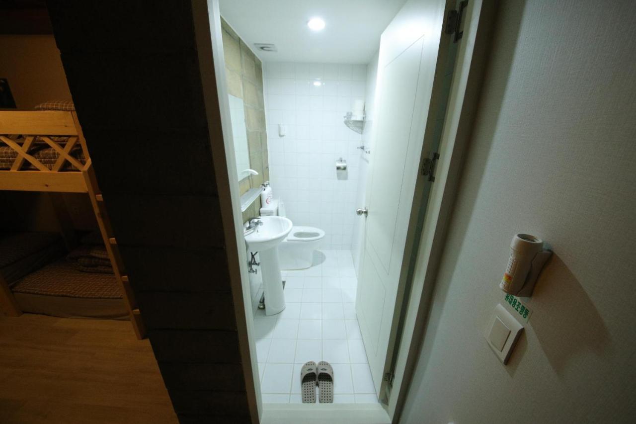 Stitches House Hotel Seoul Exterior photo